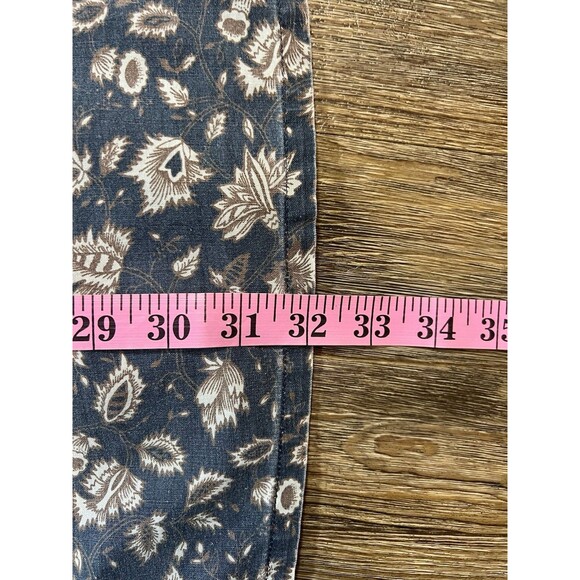 Lord & Taylor Vintage Short Sleeve Chambray Medium Kensington Collection Floral - Picture 7 of 7